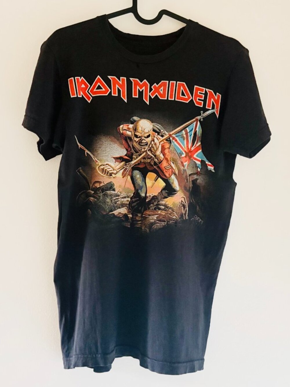 Iron Maiden - Eddie The Trooper Distressed Vintage Faded Black Tee - S